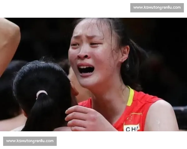 时隔多年，中国女排世界杯王者归来，泪洒赛场！